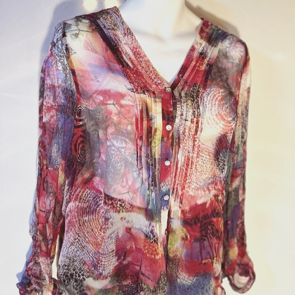 Casual Studio SZ M Navy /red abstract sheer button front blouse artsy graphic - Picture 3 of 9